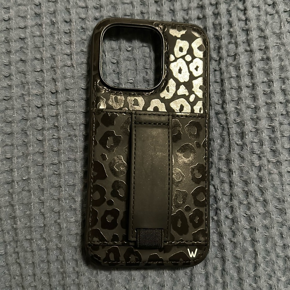 14 pro Walli case